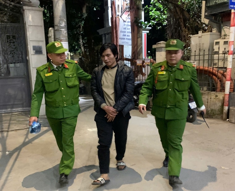 Đối tượng trộm cắp bị bắt giữ. Ảnh: CQCA