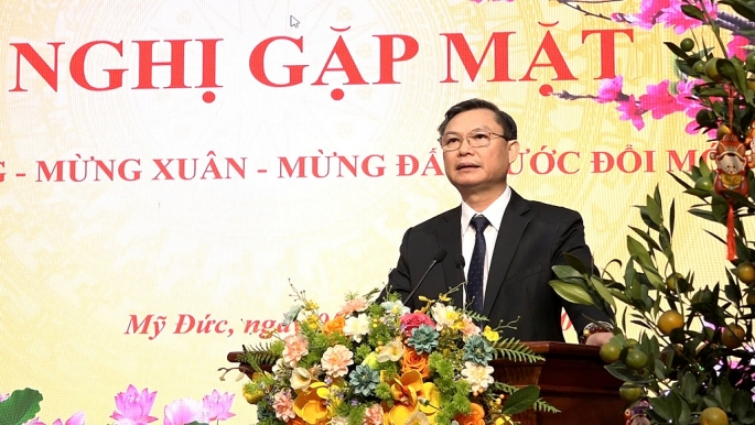 Đồng  chí Đặng Văn Cảnh phát biểu tại buổi gặp mặt.