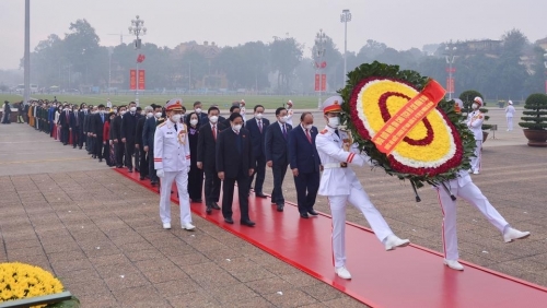 Lãnh đạo Đảng và Nhà nước vào Lăng viếng Chủ tịch Hồ Chí Minh