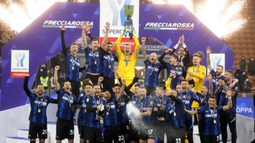 Ghi bàn phút bù giờ, Inter Milan đánh bại Juventus để đăng quang siêu cúp Italia