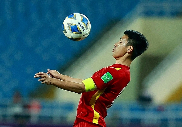 Tiền vệ đội trưởng Hùng Dũng là điểm nhấn trong chiến thắng ấn tượng của Việt Nam trước Trung Quốc. (Ảnh: Nguyễn Khánh)