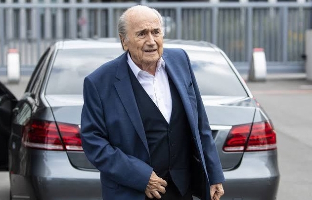 Cựu chủ tịch FIFA nhận thêm án phạt cấm hoạt động trong 6 năm