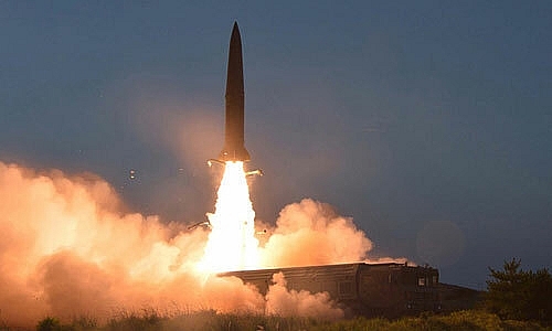 Một vụ phóng tên lửa của Triều Tiên. (Ảnh: KNCA)