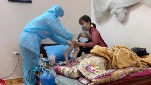 Bí thư Thành ủy Đinh Tiến Dũng: Thực hiện 3 giải pháp trọng tâm trong phòng chống dịch