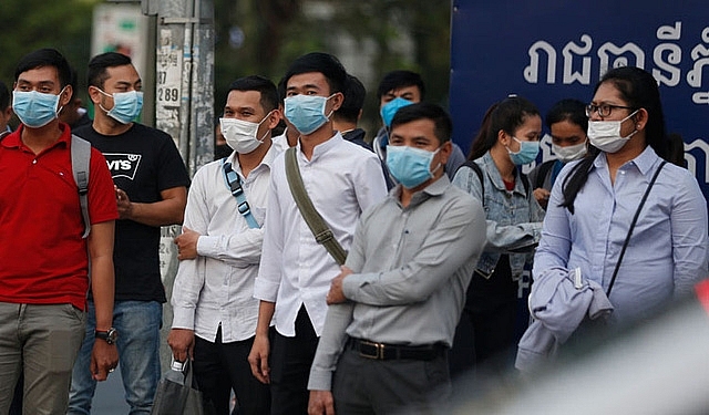 Campuchia áp đặt lệnh cấm đi lại để ngăn chặn dịch Covid-19