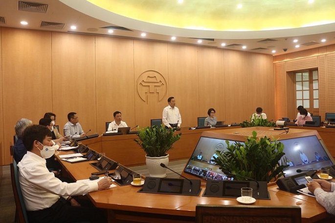 Các đại biểu tham dự hội nghị tại điểm cầu UBND TP Hà Nội