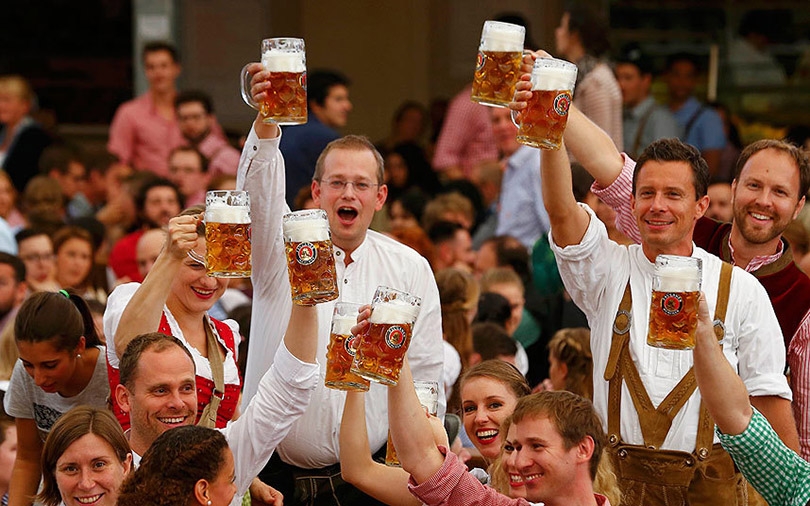 Lễ hội bia lớn nhất thế giới lần thứ 2 liên tiếp bị hủy vì dịch Covid-19