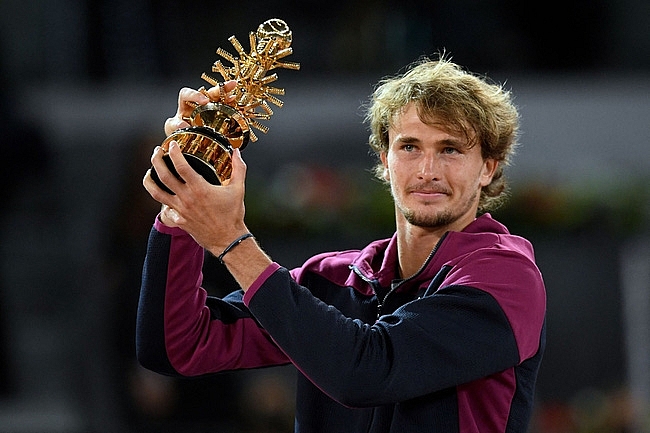 Alexander Zverev đăng quang Madrid Masters 2021