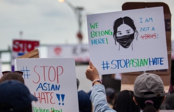 Mỹ thông qua dự luật chống thù ghét người gốc châu Á