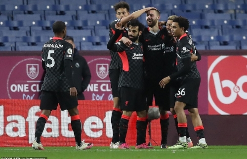 Thắng áp đảo trước Burnley, Liverpool chính thức trở lại top 4