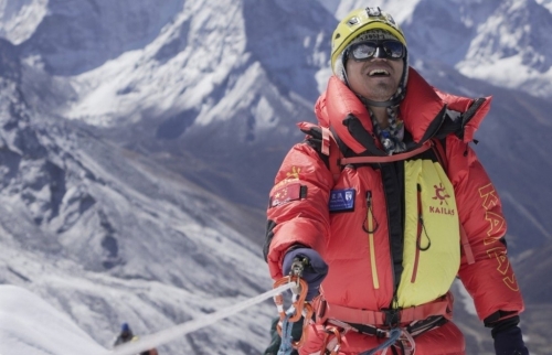 Người khiếm thị châu Á đầu tiên chinh phục đỉnh Everest