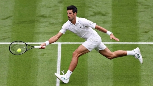 Djokovic khởi đầu nhẹ nhàng tại vòng 1 Wimbledon 2021