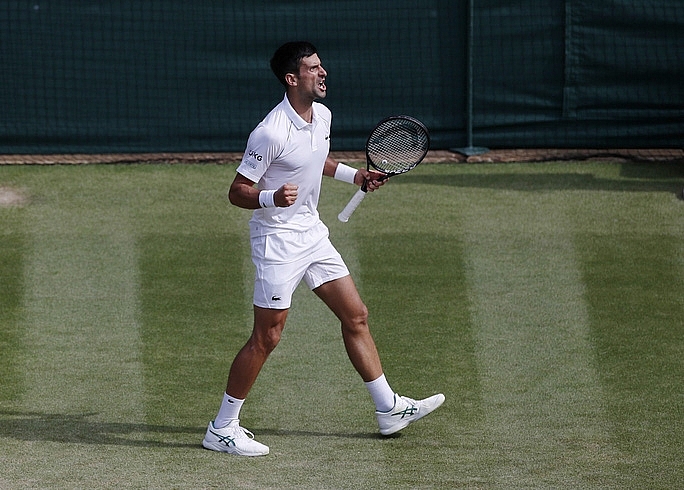 Djokovic băng băng tiến vào tứ kết Wimbledon 2021