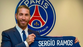 Sergio Ramos chính thức ra mắt đội bóng mới