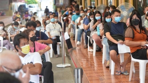 Số ca mắc mới cao kỷ lục, Thái Lan gia hạn tình trạng khẩn cấp toàn quốc