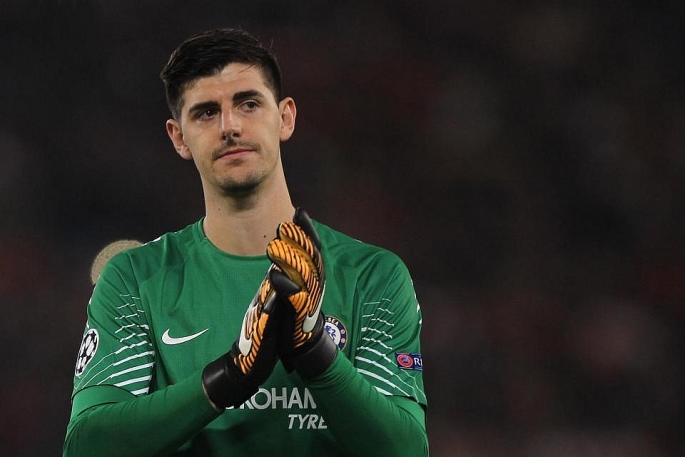 courtois bo tap mot muc doi ra di