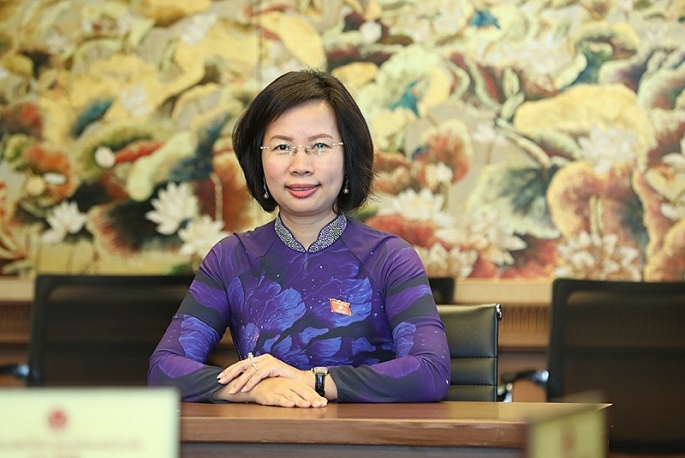  Ủy viên Ban Thường vụ Thành ủy, Trưởng ban Tuyên giáo Thành ủy Hà Nội Bùi Huyền Mai.