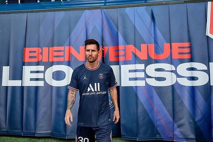 Ngày ra mắt chính thức của Messi tại PSG