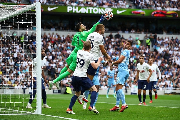 Son tỏa sáng, Tottenham đả bại Man City trận đầu tiên của mùa giải