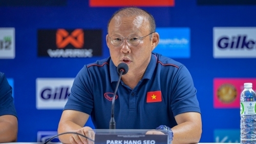 Thầy Park không lo lắng khi đối đầu với Thái Lan