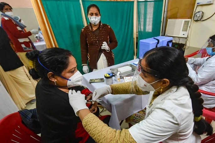 Ấn Độ đẩy nhanh chiến dịch tiêm vaccine Covid-19.
