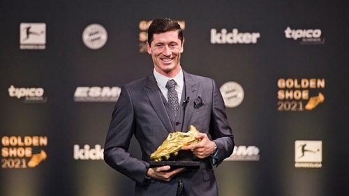 Lewandowski chính thức nhận Chiếc giày vàng châu Âu