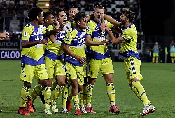 Ngược dòng kịch tính, Juventus có trận thắng đầu tiên tại Serie A