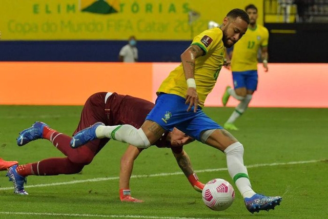 Neymar tỏa sáng giúp Brazil tiến gần tới VCK World Cup 2022