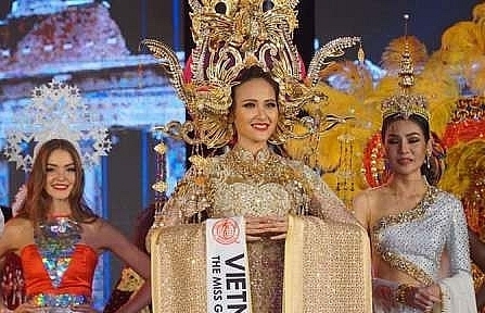 Khánh Ngân giành vương miện Hoa hậu Hoàn cầu- Miss Globe 2017