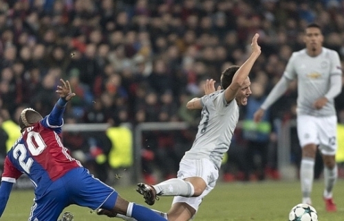 Thi đấu lấn lướt, M.U vẫn chịu thất bại cay đắng vào phút cuối