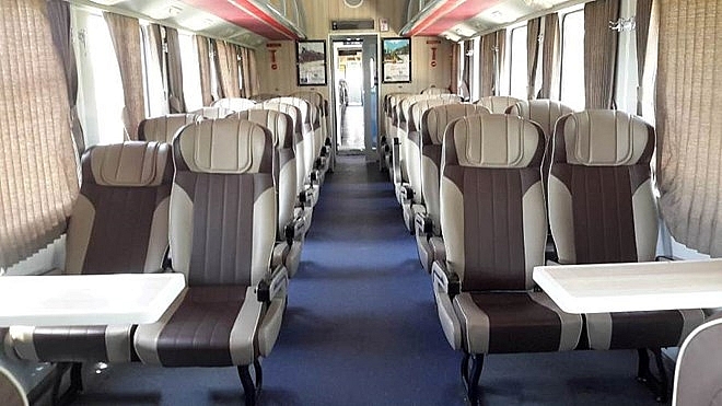 nganh duong sat chuan bi dong moi hang loat toa tau chat luong cao