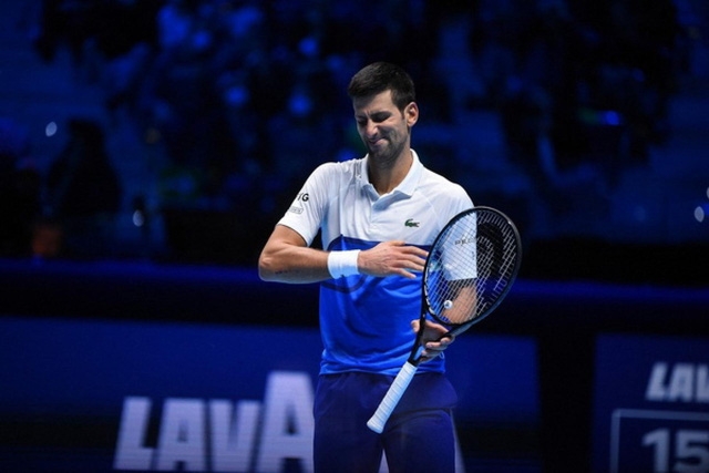 Thắng dễ tại lượt trận thứ 2, Djokovic thẳng tiến vào bán kết ATP Finals 2021