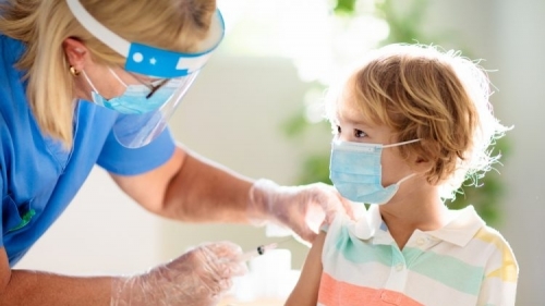 Vắc-xin Pfizer được cấp phép sử dụng cho trẻ từ 5-11 tuổi tại châu Âu