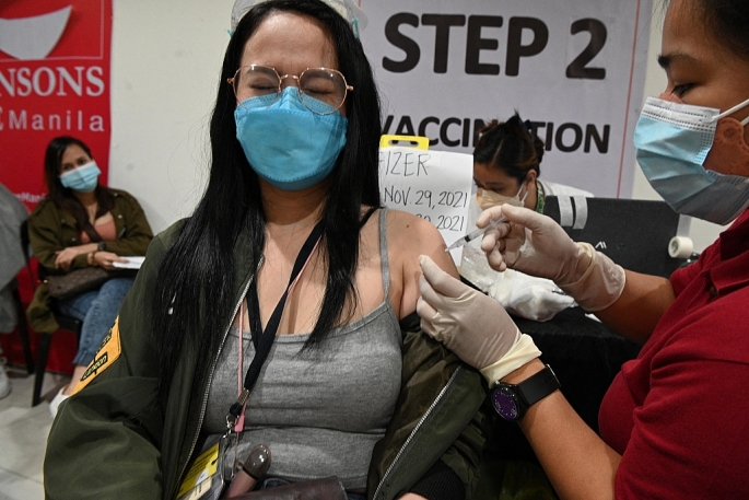 Philippines bắt đầu chiến dịch tiêm chủng vắc-xin ngừa Covid-19 quy mô lớn