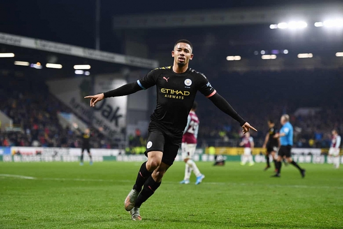 de bep burnley man city tro lai vi tri thu 2 tren bang xep hang