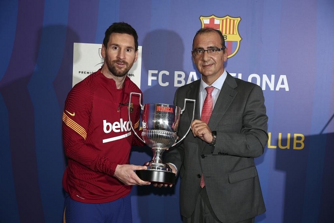 Messi nhận giải Pichichi thứ 7 trong sự nghiệp messi nhan giai pichichi thu 7 trong su nghiep