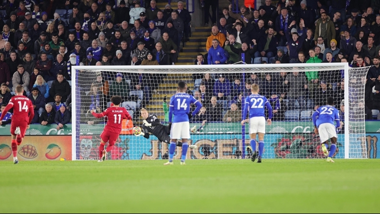 Cản phá thành công 11m, Schmeichel giúp Leicester City đánh bại Liverpool