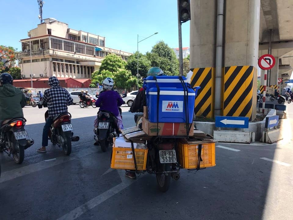 nguoi ha noi hoi ha trong nhung ngay nang nong