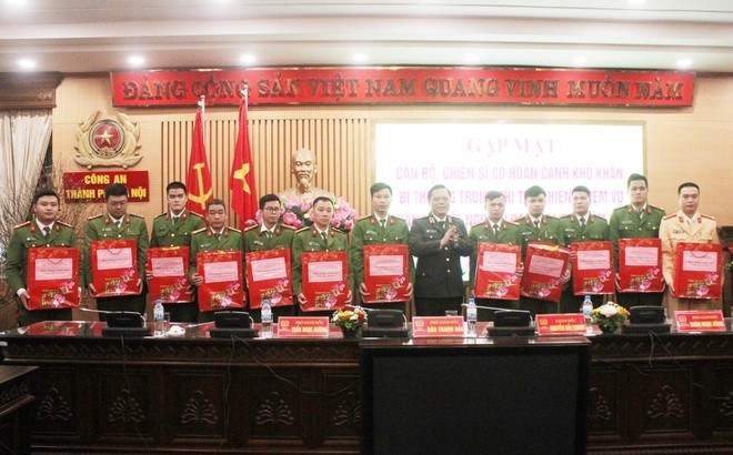 Công an TP Hà Nội và những hoạt động thắm đượm tình đồng chí, đồng đội