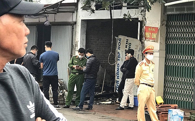 Cháy trong đêm, 4 thành viên trong gia đình thương vong chay trong dem 4 thanh vien trong gia dinh thuong vong