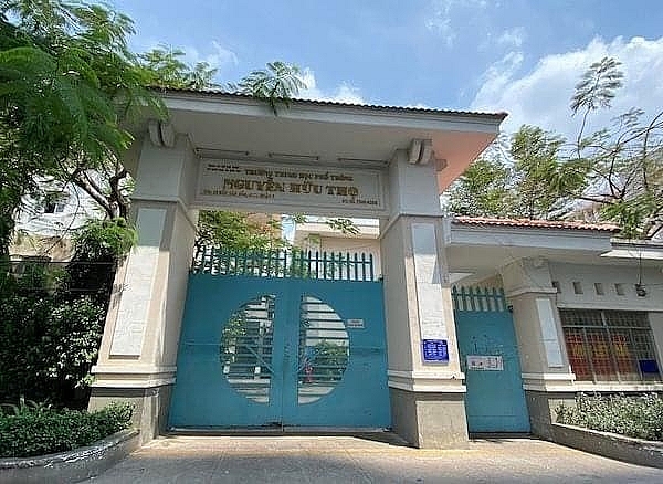 Trường THPT Nguyễn Hữu Thọ, quận 4 nơi xảy ra sự việc