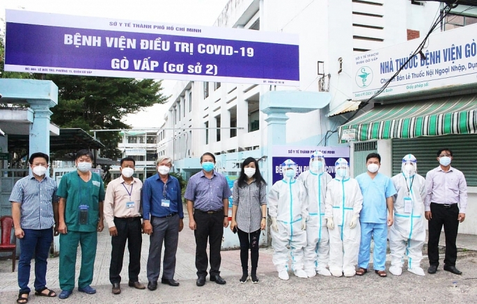Lãnh đạo quận Gò Vấp đến dự khai trương Cơ sở 2 Bệnh viện điều trị Covid-19