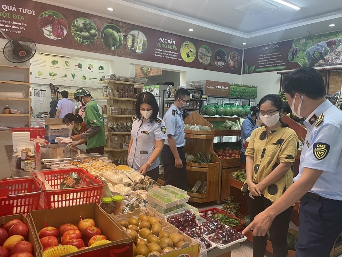 Tăng cường kiểm soát và bình ổn giá cả thị trường trên địa bàn Hà Nội