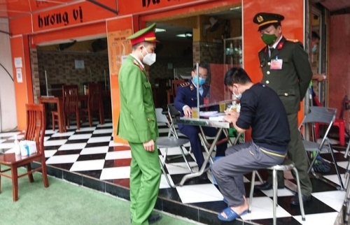 Mạnh tay với các vi phạm phòng chống dịch COVID-19 tại quận Thanh Xuân