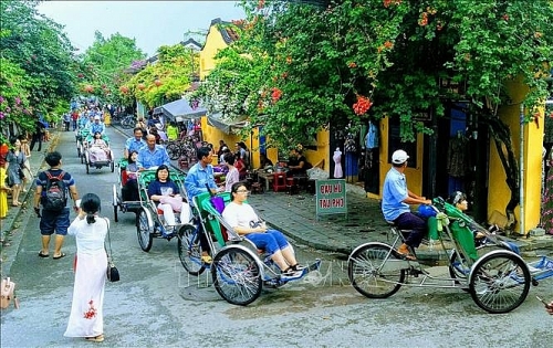 Đề xuất miễn giảm 2 loại phí để hỗ trợ các đối tượng chịu ảnh hưởng bởi dịch Covid-19