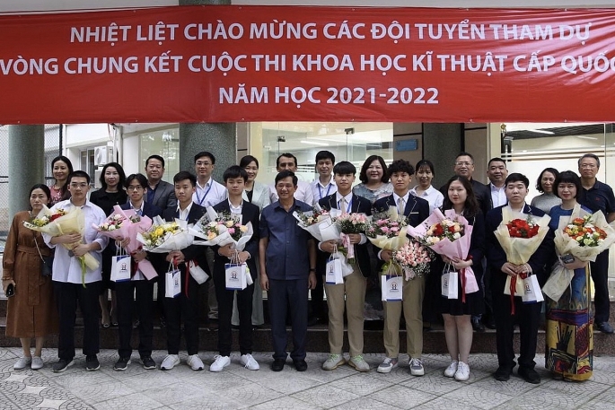 Học sinh Hà Nội đạt 2 giải Nhất tại Cuộc thi Nghiên cứu KHKT cấp quốc gia học sinh trung học 2021-2022