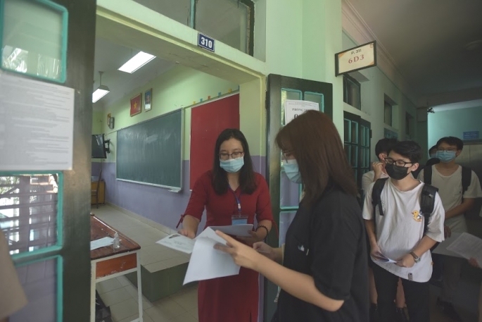 Hơn 11.000 thí sinh làm thủ tục dự thi đợt 2 Kỳ thi tốt nghiệp THPT vào chiều nay