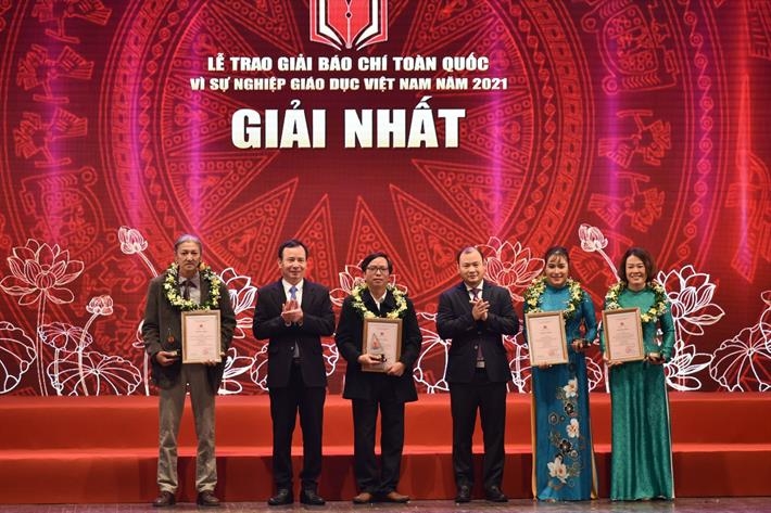 Lễ trao giải báo chí toàn quốc “Vì sự nghiệp giáo dục Việt Nam” năm 2021