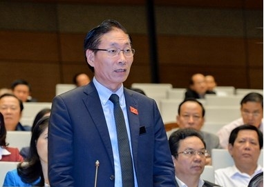 ngan sach mot phan doi non ra di mot phan chay vao tui can bo