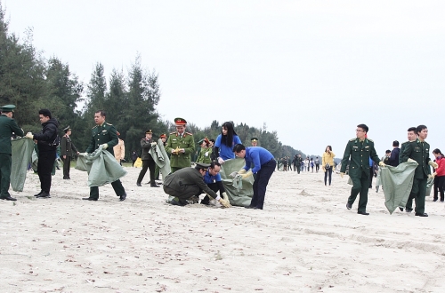 Ra quân chiến dịch "Hãy làm sạch biển", "Ngày chủ nhật xanh 2019"